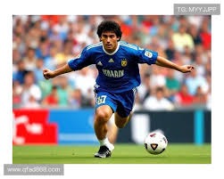 《第五人格》联动三丽鸥大明星！限定时装即将上线