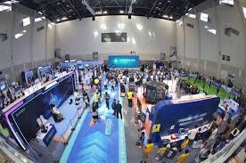 体操世界杯：张可欣头名晋级高低杠决赛 “丘妈”晋级跳马决赛